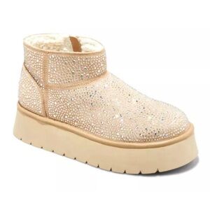 Wild Fable Boots Missy 8 Beige Glitter Ankle Platform Memory Foam NWOT UGG Style